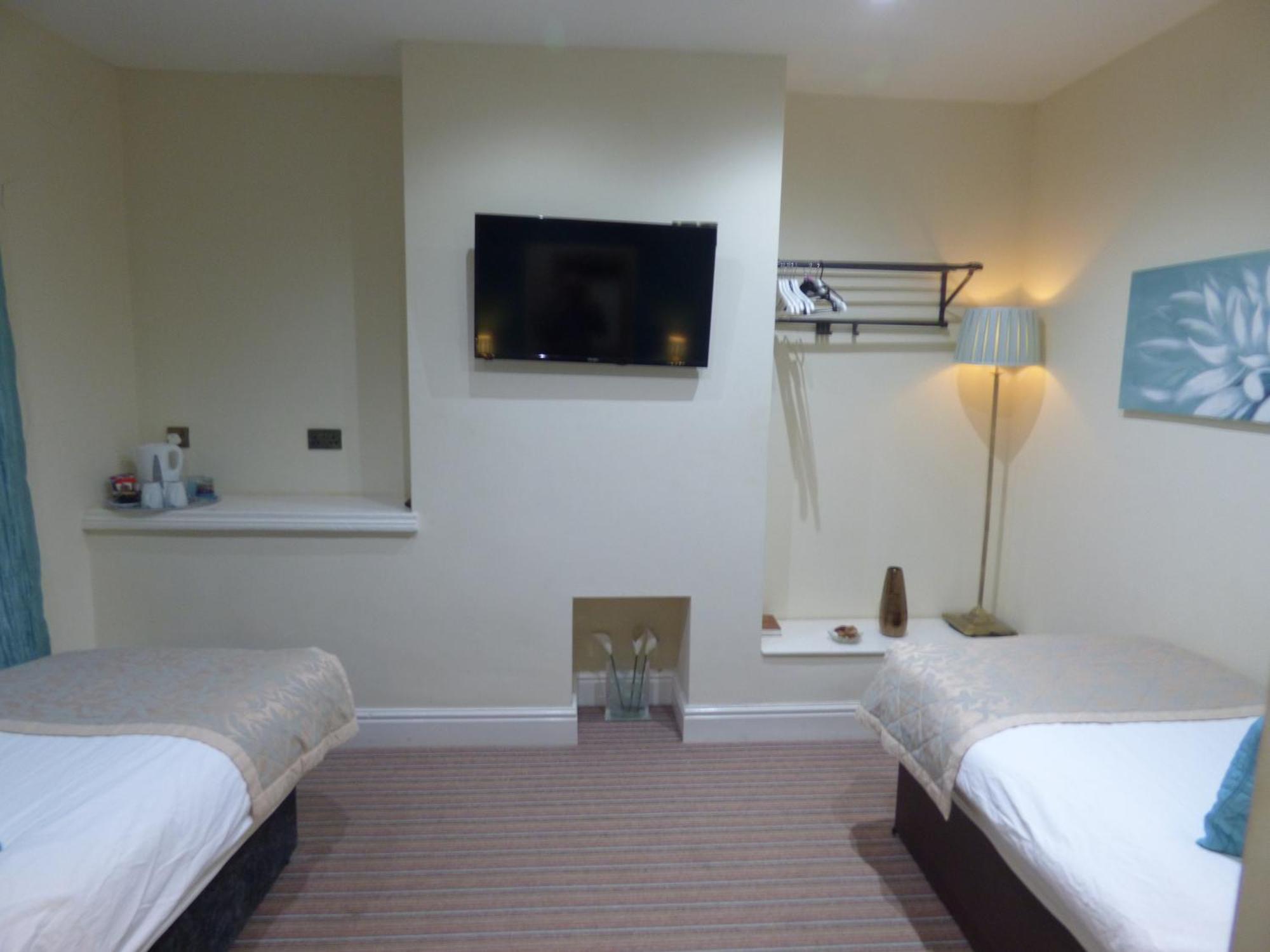 Wheldale Hotel Castleford Zimmer foto